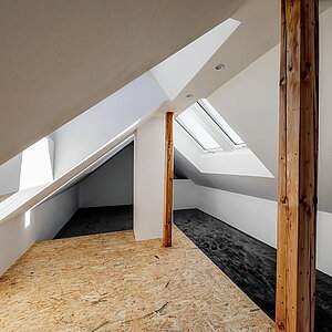 Spitzbodenausbau Nachher