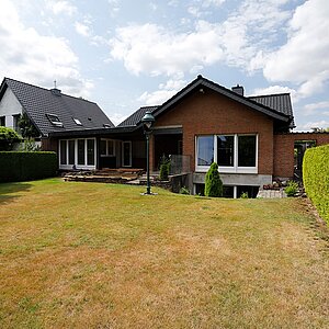 Bauzeit - Gartenperspektive 02