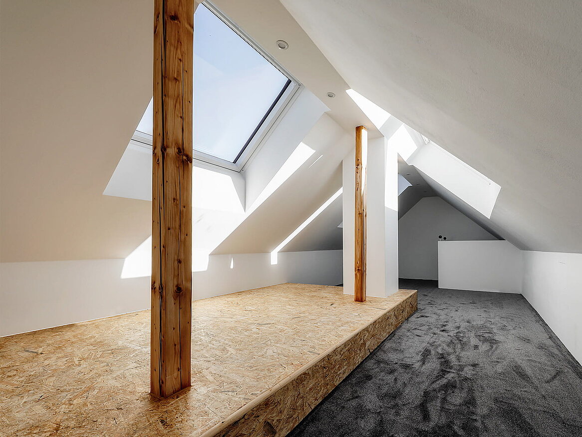 Spitzbodenausbau Nachher