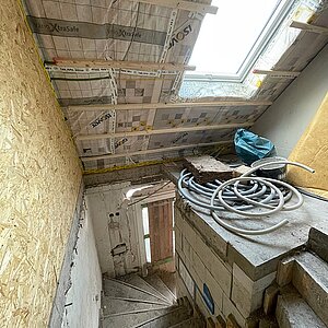Bauzeit - Treppe Dachgeschoss 01