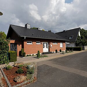 Bestand - Straßen Perspektive 02