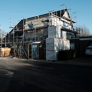 Bauzeit - Straßen Perspektive 01